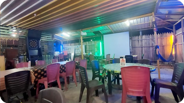 Street Stall Burger,Western & Thai Food