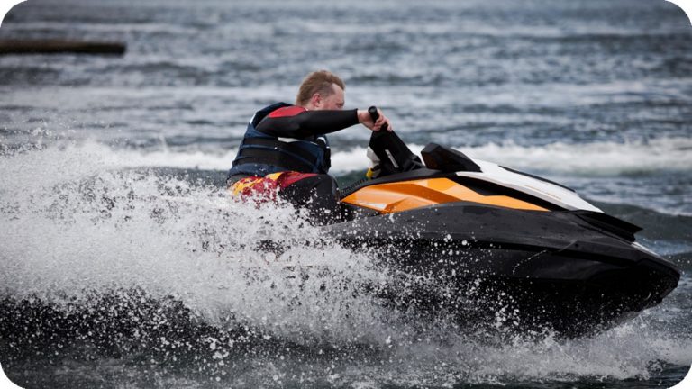 jet-ski